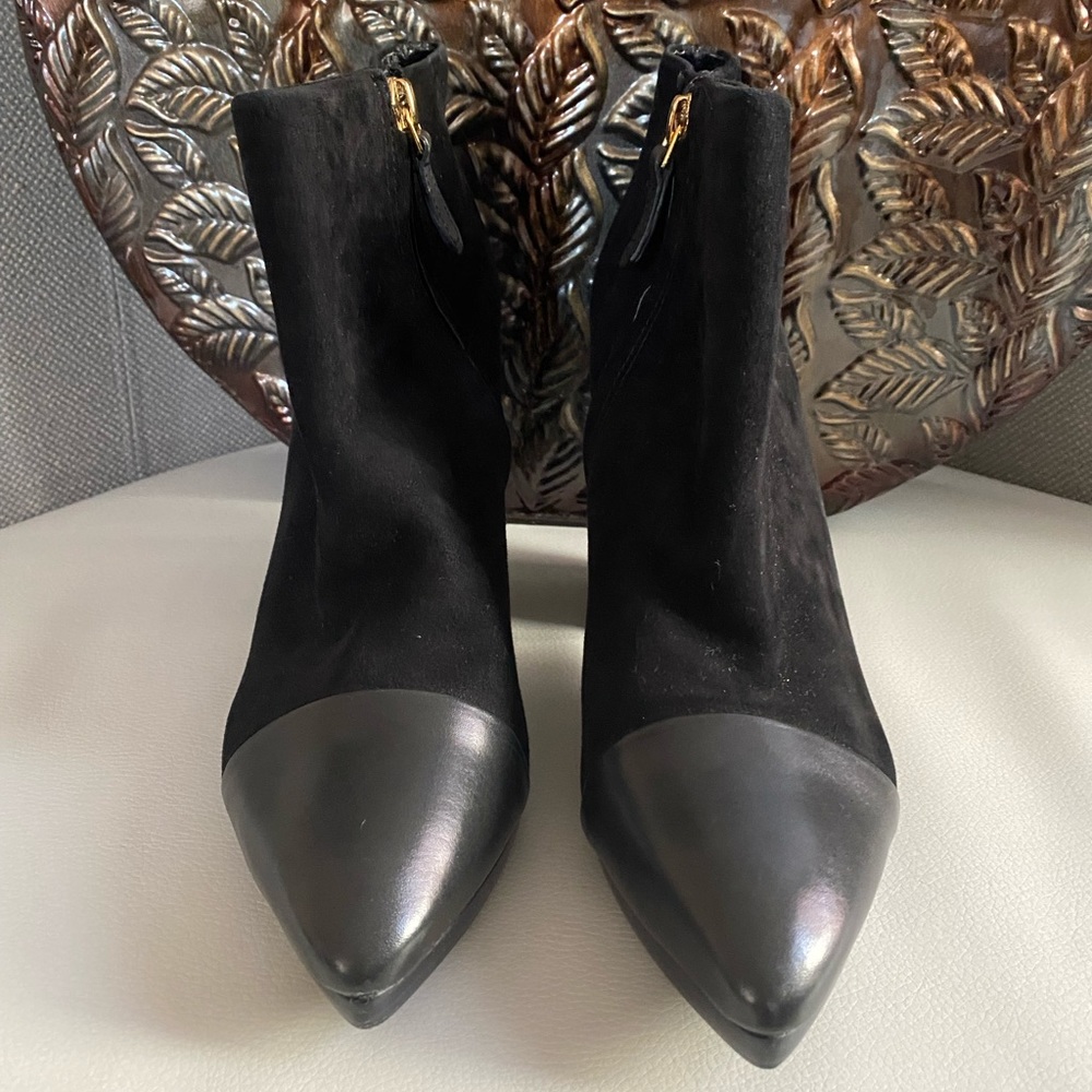 Tory Burch Boots Black Size 7
